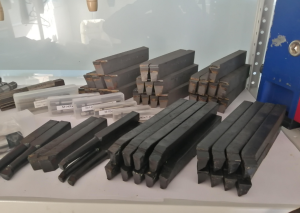 Резцы токарные по металлу